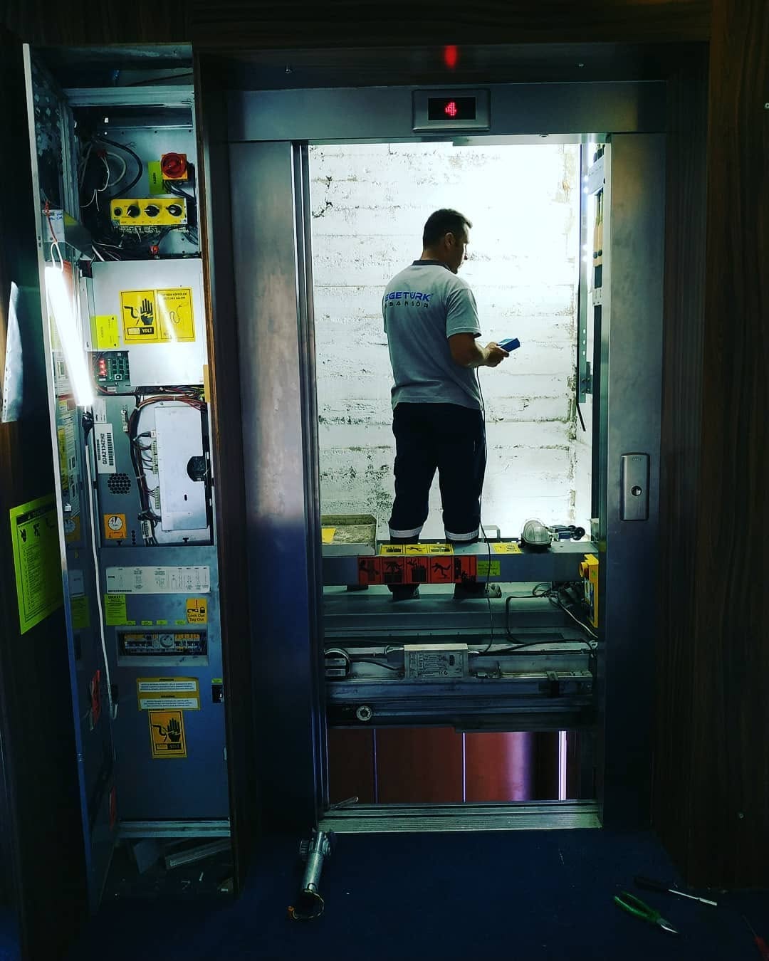 Acil Asansör Servisi Instagram